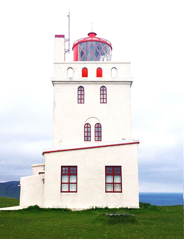 Beautiful Lighthouses in Iceland - The Best Day Trips From Reykjavik